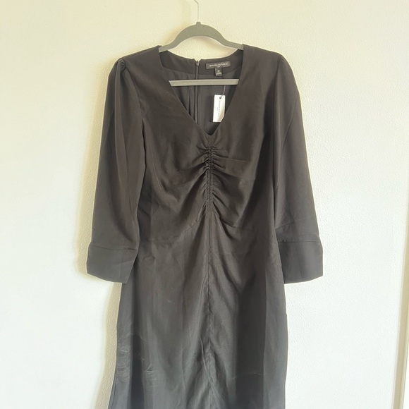 NWT Banana Republic Ruched Black Dress, size 10 - Picture 2 of 5